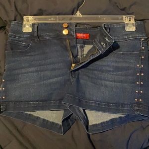 Guess shorts